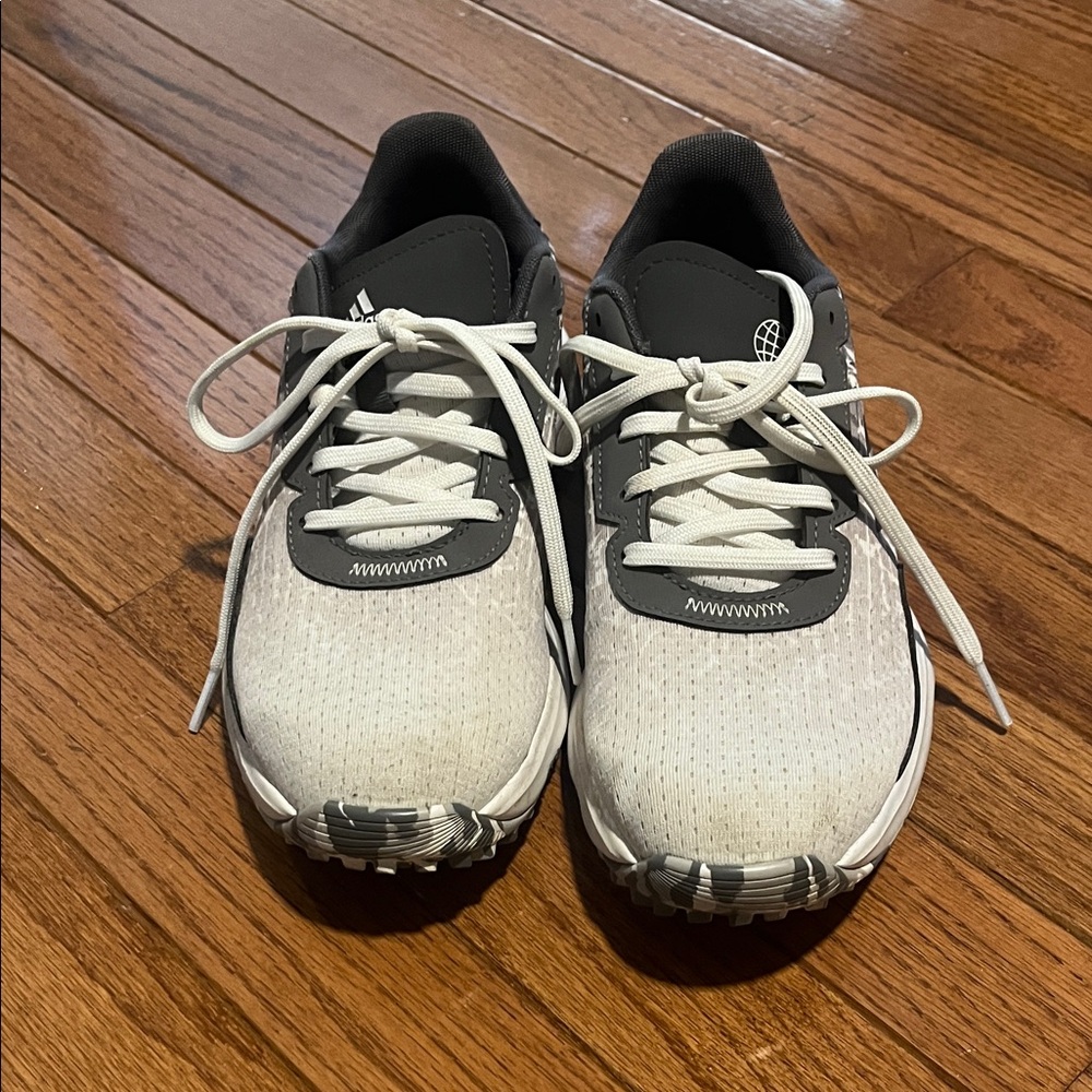 Adidas Kids Golf shoes in White and Gray